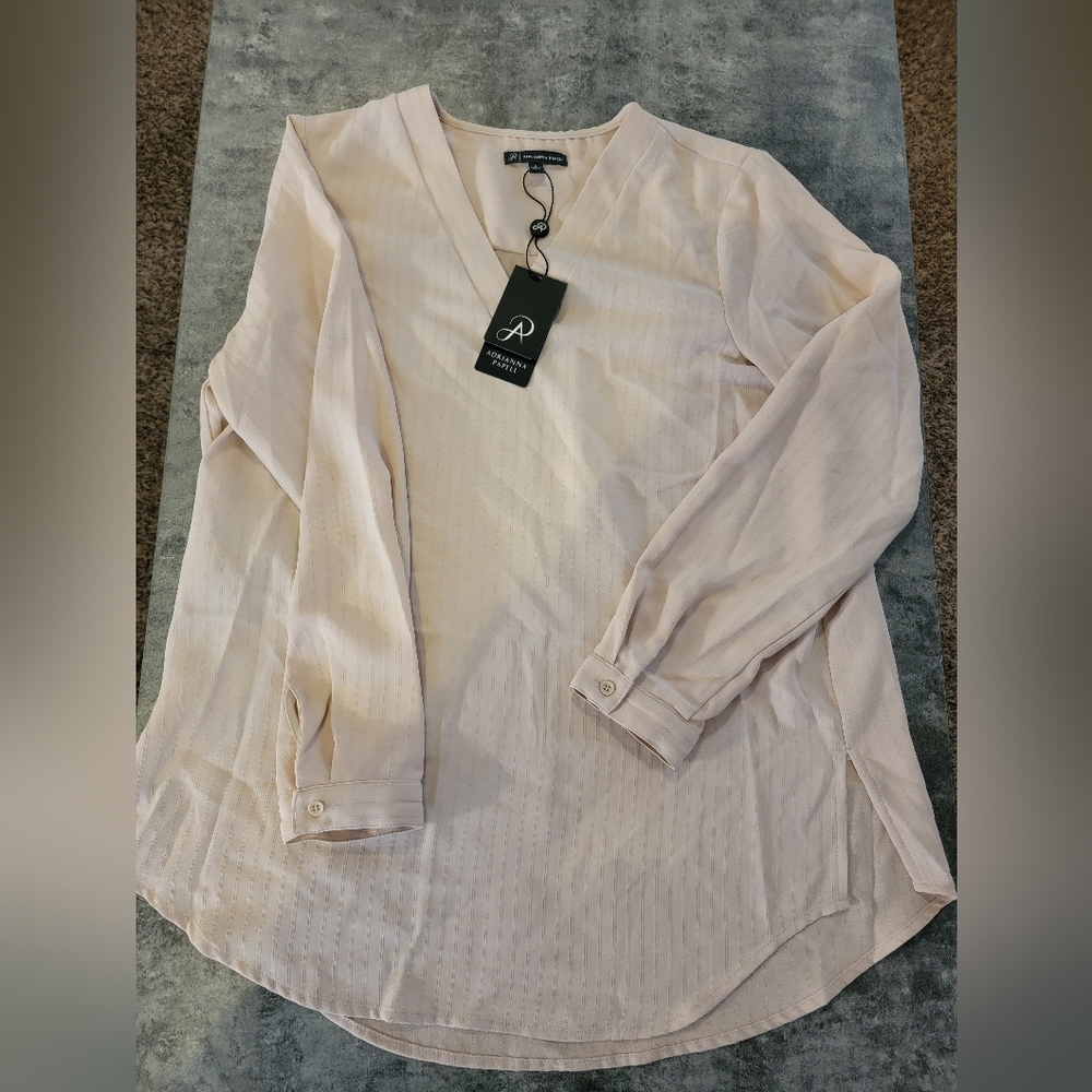 ADRIANNA PAPELL Solid Textured Stripe Long Sleeve Split Neck Tunic, Cream, Small